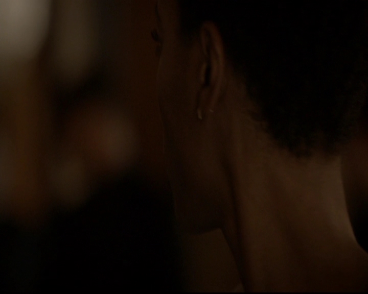 VampireDiariesWorld-dot-nl_TheOriginals_3x12DeadAngels0591.jpg