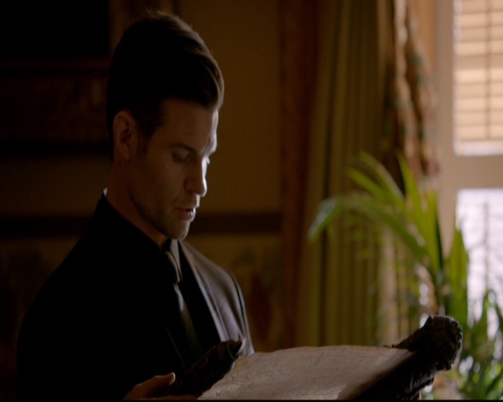 VampireDiariesWorld-dot-nl_TheOriginals_3x12DeadAngels0668.jpg