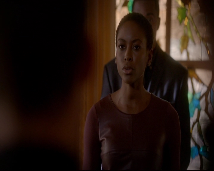 VampireDiariesWorld-dot-nl_TheOriginals_3x12DeadAngels0721.jpg