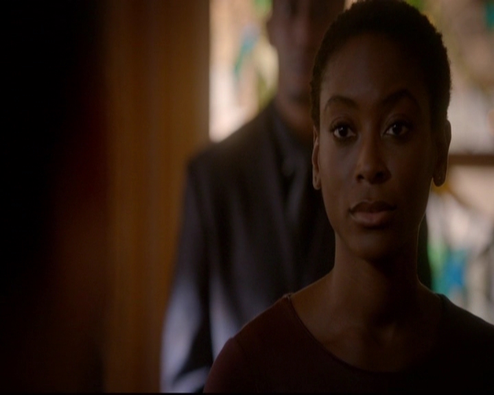 VampireDiariesWorld-dot-nl_TheOriginals_3x12DeadAngels0727.jpg