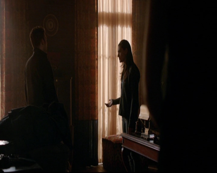 VampireDiariesWorld-dot-nl_TheOriginals_3x12DeadAngels0802.jpg
