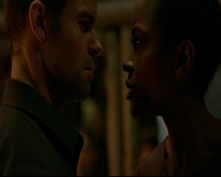 VampireDiariesWorld-dot-nl_TheOriginals_3x12DeadAngels1158.jpg VampireDiariesWorld-dot-nl_TheOriginals_3x12DeadAngels1158.jpg