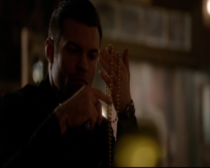 VampireDiariesWorld-dot-nl_TheOriginals_3x12DeadAngels1258.jpg
