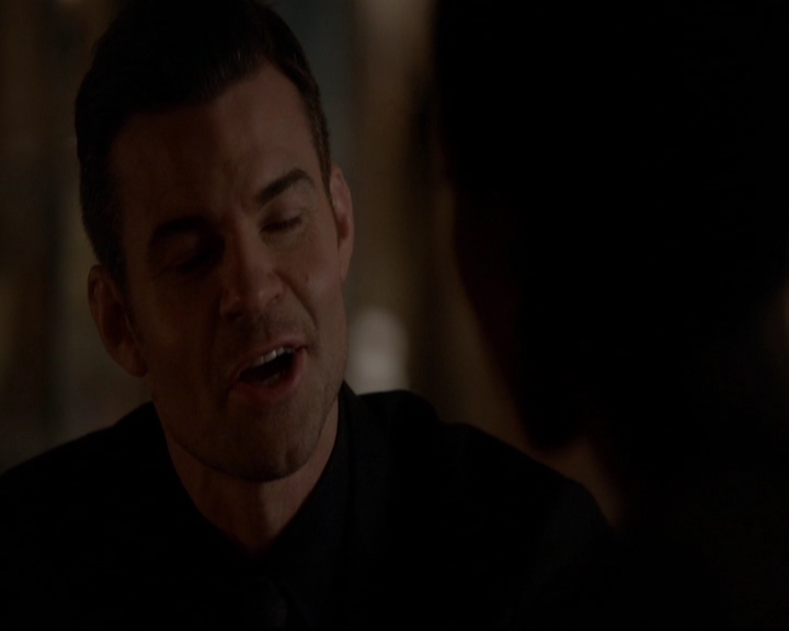 VampireDiariesWorld-dot-nl_TheOriginals_3x12DeadAngels1334.jpg