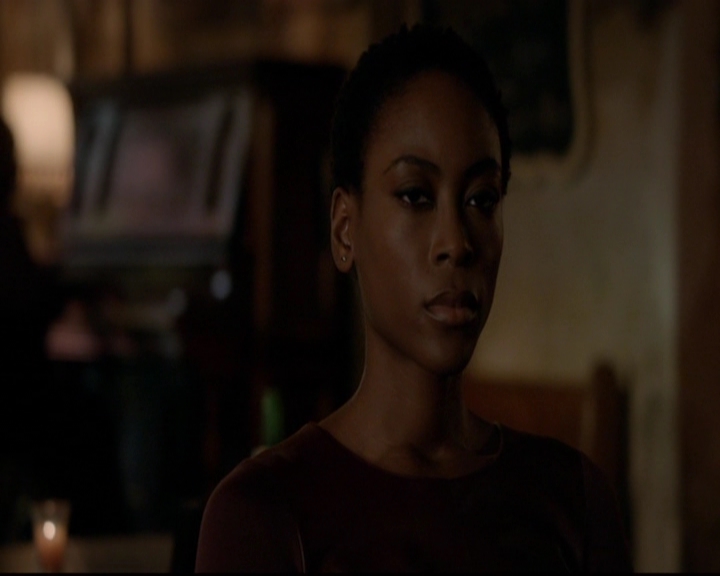 VampireDiariesWorld-dot-nl_TheOriginals_3x12DeadAngels1347.jpg
