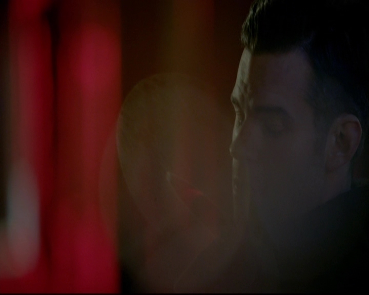 VampireDiariesWorld-dot-nl_TheOriginals_3x12DeadAngels1613.jpg