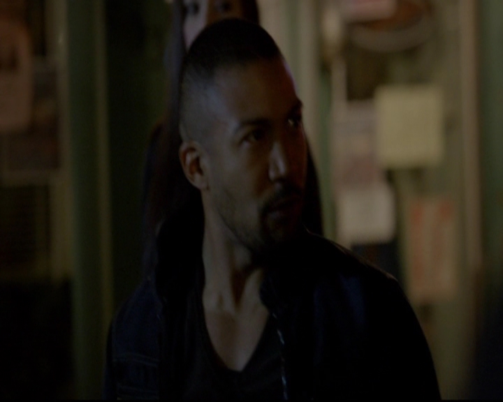 VampireDiariesWorld-dot-nl_TheOriginals_3x12DeadAngels1752.jpg