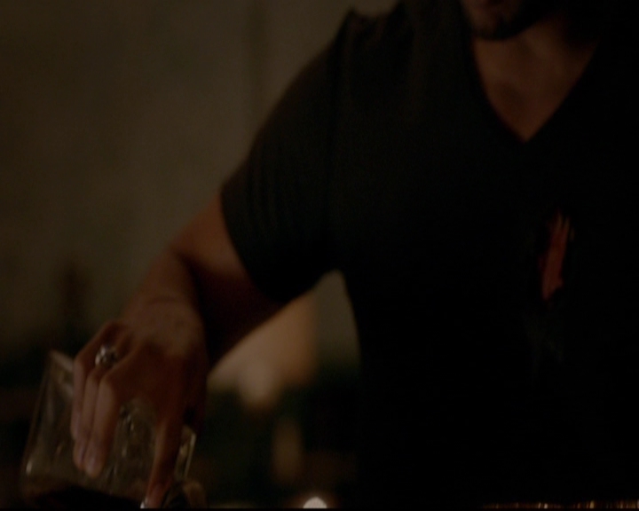 VampireDiariesWorld-dot-nl_TheOriginals_3x12DeadAngels1931.jpg