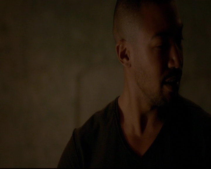 VampireDiariesWorld-dot-nl_TheOriginals_3x12DeadAngels1935.jpg