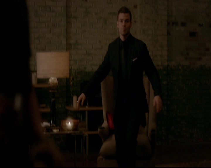 VampireDiariesWorld-dot-nl_TheOriginals_3x12DeadAngels1939.jpg