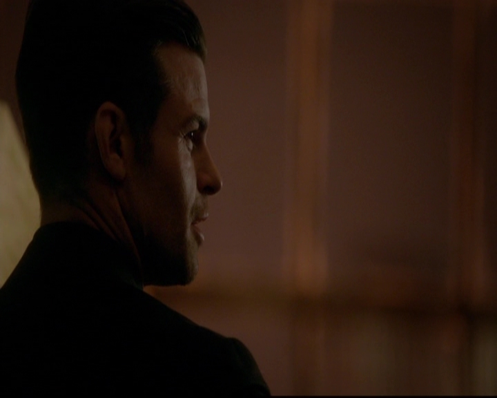 VampireDiariesWorld-dot-nl_TheOriginals_3x12DeadAngels1951.jpg