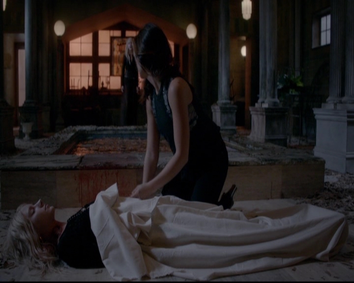 VampireDiariesWorld-dot-nl_TheOriginals_3x12DeadAngels1984.jpg