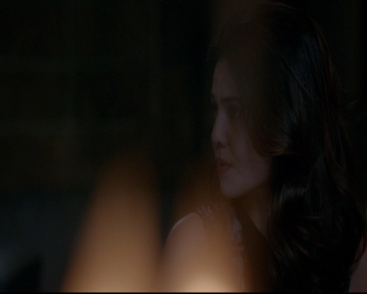 VampireDiariesWorld-dot-nl_TheOriginals_3x12DeadAngels1992.jpg