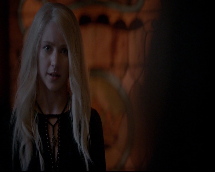VampireDiariesWorld-dot-nl_TheOriginals_3x12DeadAngels1998.jpg
