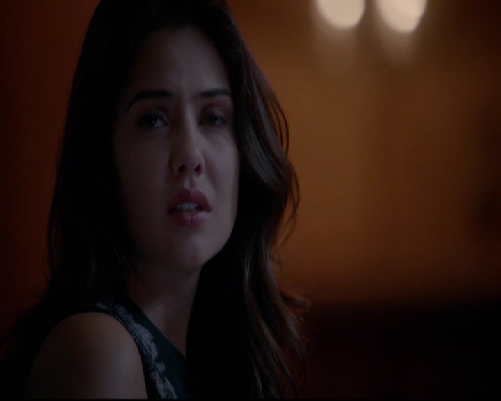 VampireDiariesWorld-dot-nl_TheOriginals_3x12DeadAngels1999.jpg