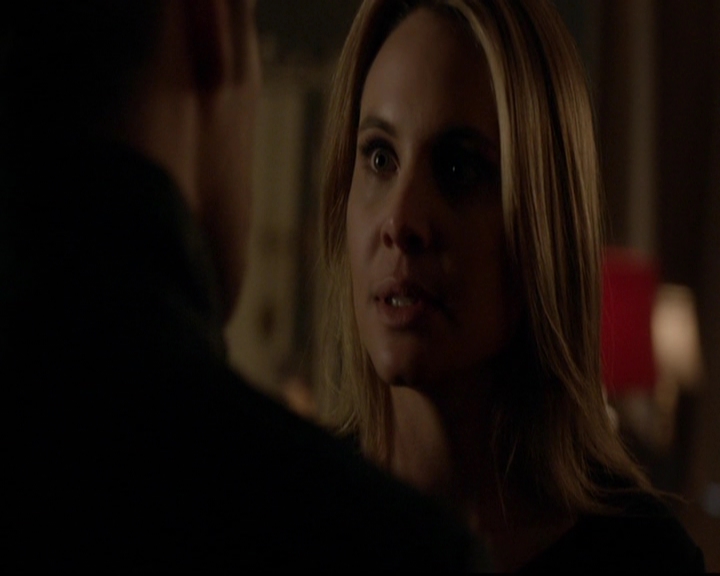 VampireDiariesWorld-dot-nl_TheOriginals_3x12DeadAngels2050.jpg