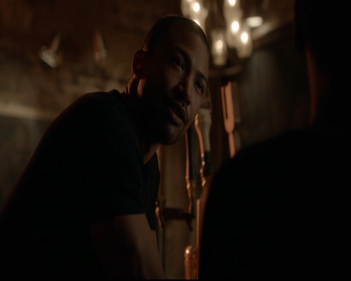 VampireDiariesWorld-dot-nl_TheOriginals_3x12DeadAngels2083.jpg