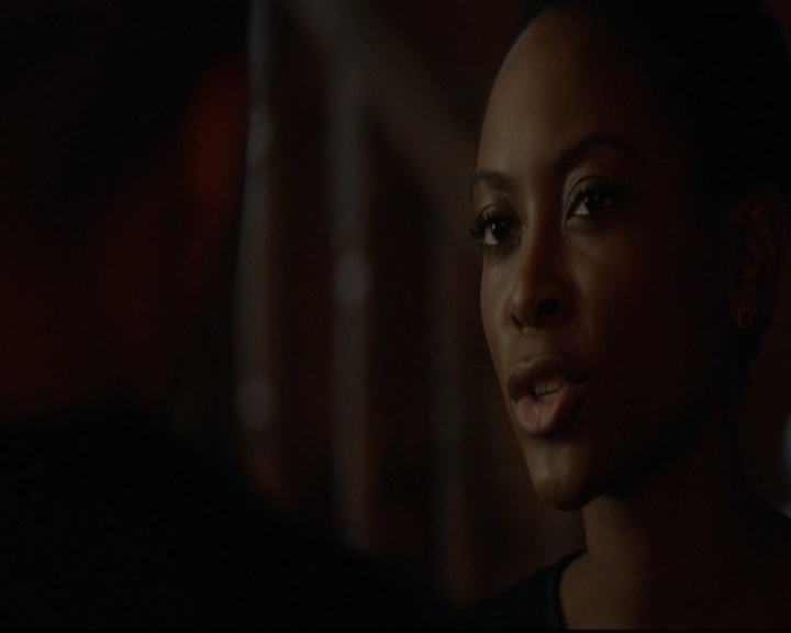 VampireDiariesWorld-dot-nl_TheOriginals_3x12DeadAngels2134.jpg
