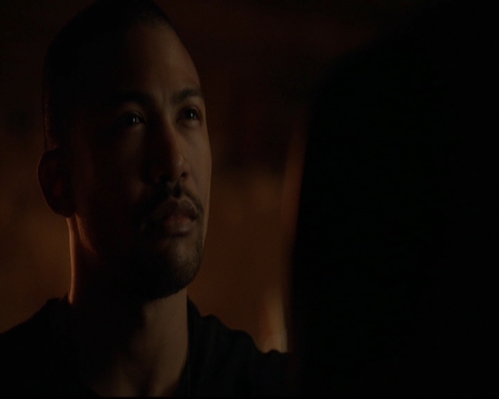 VampireDiariesWorld-dot-nl_TheOriginals_3x12DeadAngels2138.jpg