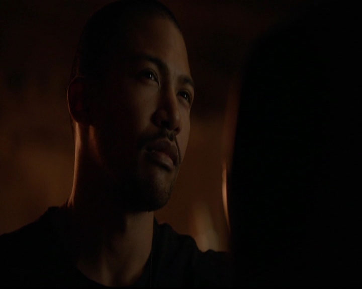 VampireDiariesWorld-dot-nl_TheOriginals_3x12DeadAngels2140.jpg