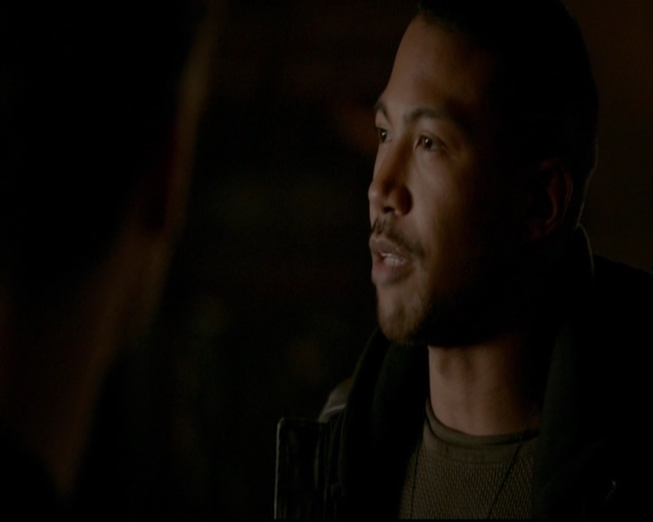VampireDiariesWorld-dot-nl_TheOriginals_3x13HeartShapedBox0103.jpg