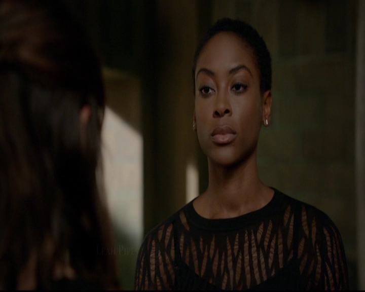 VampireDiariesWorld-dot-nl_TheOriginals_3x13HeartShapedBox0202.jpg VampireDiariesWorld-dot-nl_TheOriginals_3x13HeartShapedBox0202.jpg