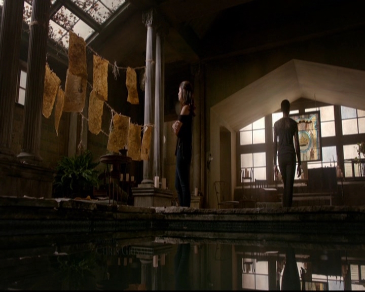 VampireDiariesWorld-dot-nl_TheOriginals_3x13HeartShapedBox0274.jpg