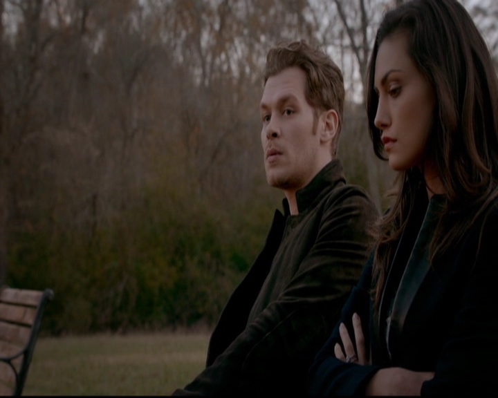 VampireDiariesWorld-dot-nl_TheOriginals_3x13HeartShapedBox0338.jpg VampireDiariesWorld-dot-nl_TheOriginals_3x13HeartShapedBox0338.jpg