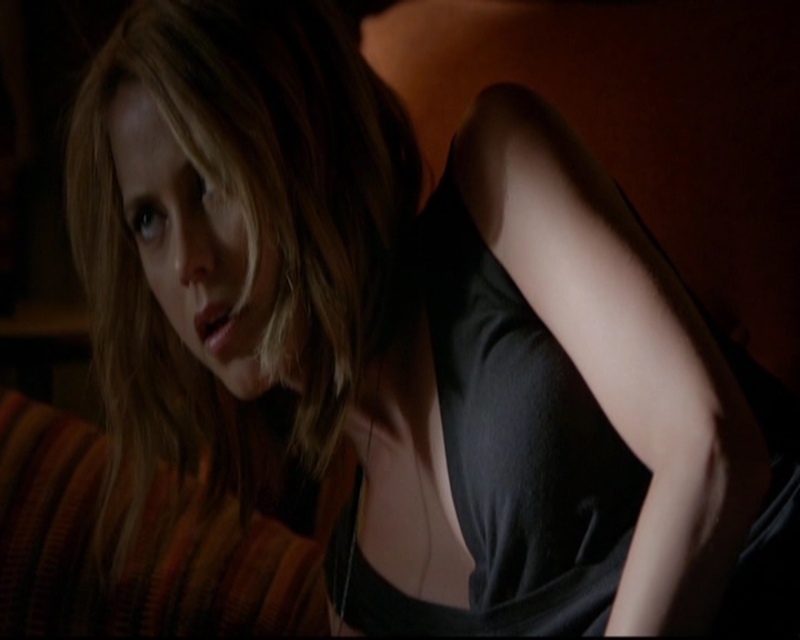 VampireDiariesWorld-dot-nl_TheOriginals_3x13HeartShapedBox0522.jpg