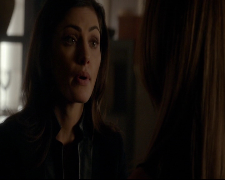 VampireDiariesWorld-dot-nl_TheOriginals_3x13HeartShapedBox0600.jpg
