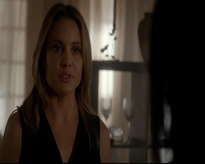 VampireDiariesWorld-dot-nl_TheOriginals_3x13HeartShapedBox0612.jpg VampireDiariesWorld-dot-nl_TheOriginals_3x13HeartShapedBox0612.jpg