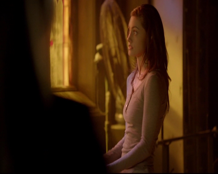 VampireDiariesWorld-dot-nl_TheOriginals_3x13HeartShapedBox0923.jpg