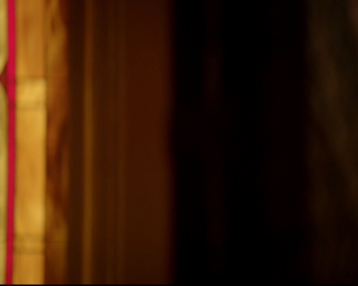VampireDiariesWorld-dot-nl_TheOriginals_3x13HeartShapedBox0945.jpg