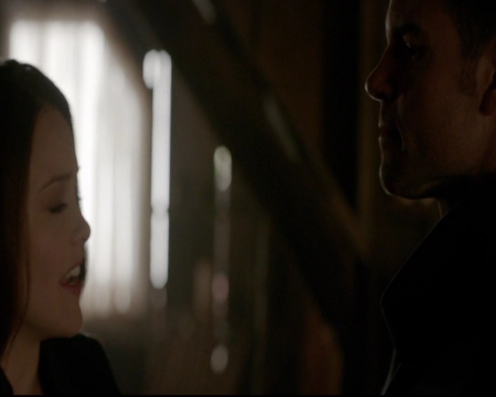 VampireDiariesWorld-dot-nl_TheOriginals_3x13HeartShapedBox1151.jpg VampireDiariesWorld-dot-nl_TheOriginals_3x13HeartShapedBox1151.jpg