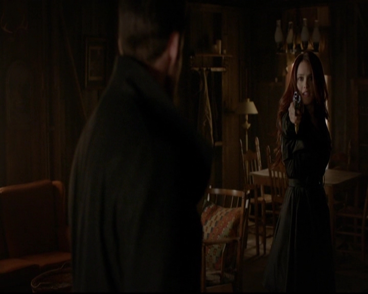 VampireDiariesWorld-dot-nl_TheOriginals_3x13HeartShapedBox1170.jpg