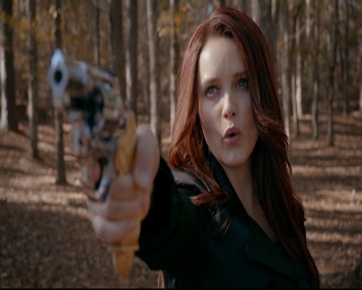 VampireDiariesWorld-dot-nl_TheOriginals_3x13HeartShapedBox1370.jpg VampireDiariesWorld-dot-nl_TheOriginals_3x13HeartShapedBox1370.jpg