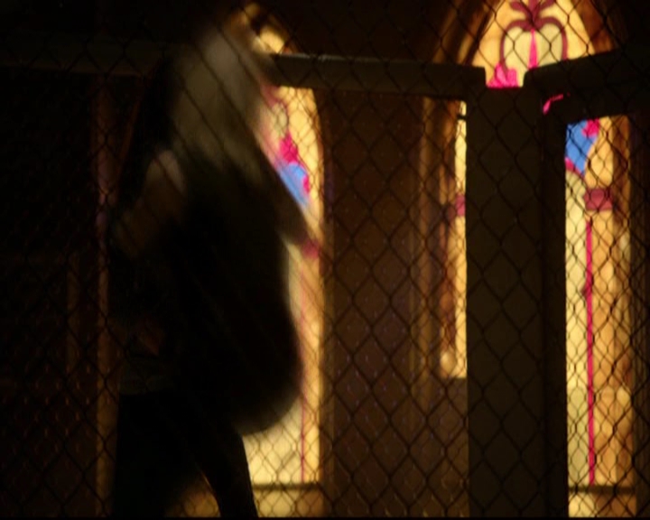 VampireDiariesWorld-dot-nl_TheOriginals_3x13HeartShapedBox1407.jpg
