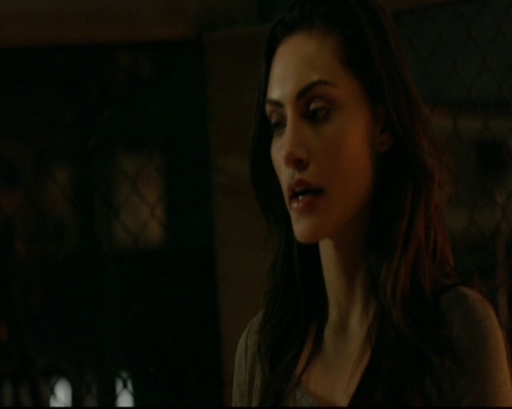 VampireDiariesWorld-dot-nl_TheOriginals_3x13HeartShapedBox1425.jpg