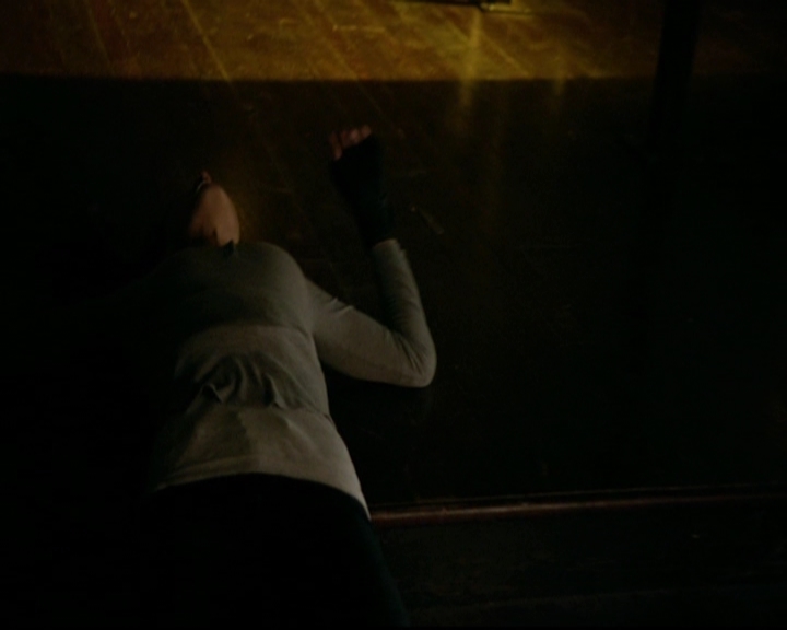 VampireDiariesWorld-dot-nl_TheOriginals_3x13HeartShapedBox1443.jpg