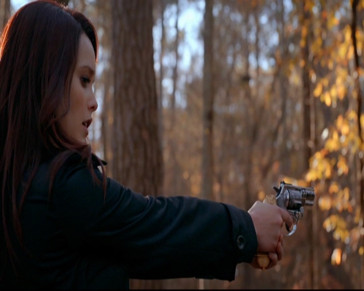 VampireDiariesWorld-dot-nl_TheOriginals_3x13HeartShapedBox1490.jpg VampireDiariesWorld-dot-nl_TheOriginals_3x13HeartShapedBox1490.jpg