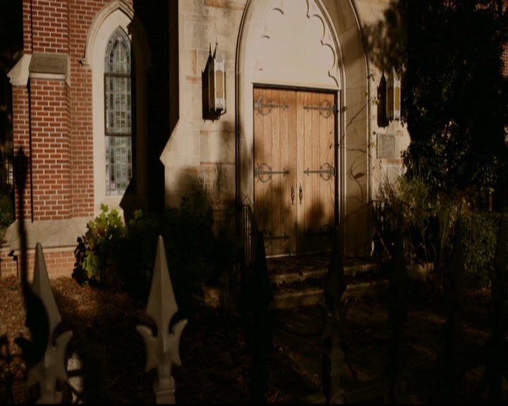 VampireDiariesWorld-dot-nl_TheOriginals_3x13HeartShapedBox1543.jpg VampireDiariesWorld-dot-nl_TheOriginals_3x13HeartShapedBox1543.jpg