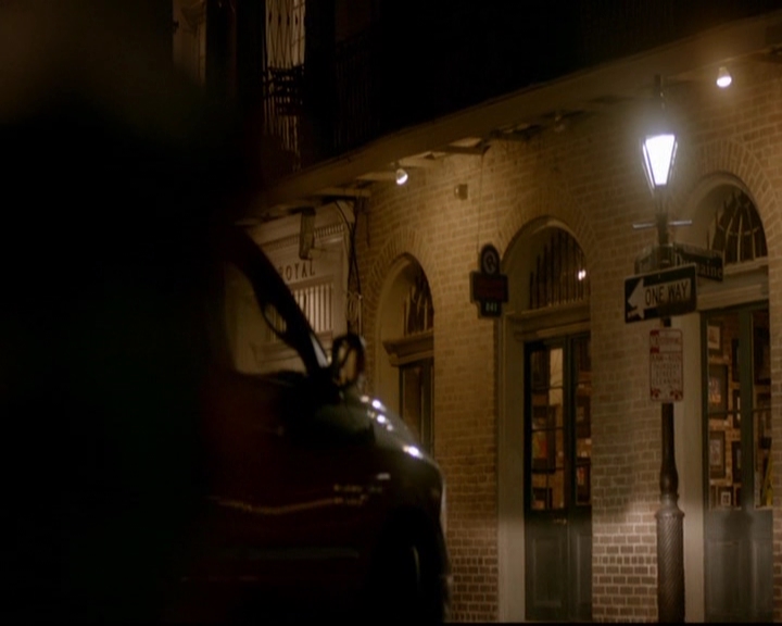 VampireDiariesWorld-dot-nl_TheOriginals_3x13HeartShapedBox1788.jpg VampireDiariesWorld-dot-nl_TheOriginals_3x13HeartShapedBox1788.jpg