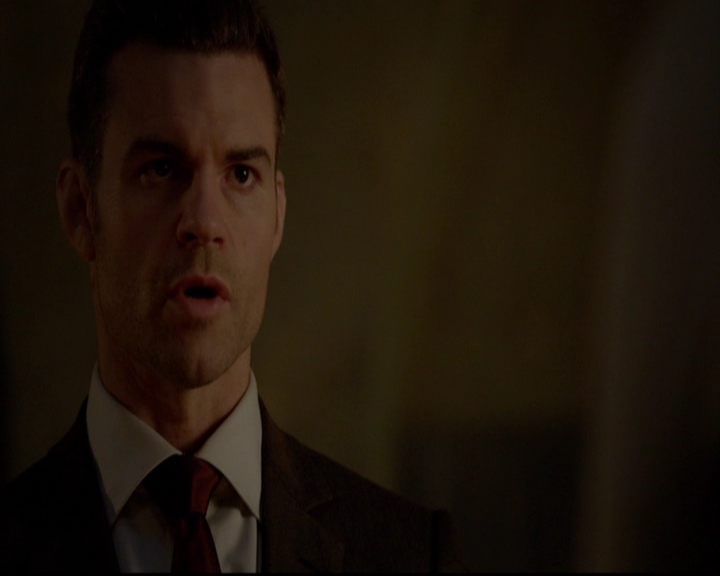 VampireDiariesWorld-dot-nl_TheOriginals_3x13HeartShapedBox1867.jpg
