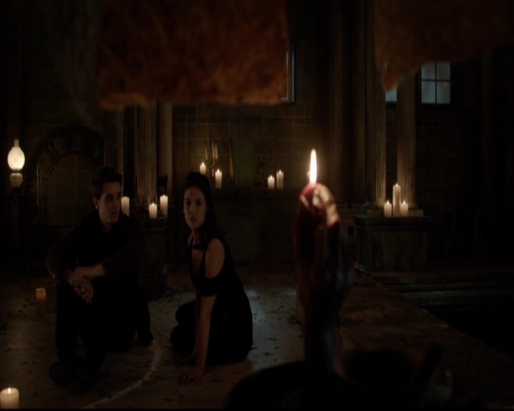 VampireDiariesWorld-dot-nl_TheOriginals_3x13HeartShapedBox1881.jpg VampireDiariesWorld-dot-nl_TheOriginals_3x13HeartShapedBox1881.jpg