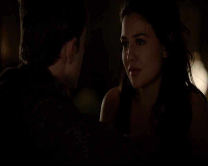 VampireDiariesWorld-dot-nl_TheOriginals_3x13HeartShapedBox1929.jpg VampireDiariesWorld-dot-nl_TheOriginals_3x13HeartShapedBox1929.jpg