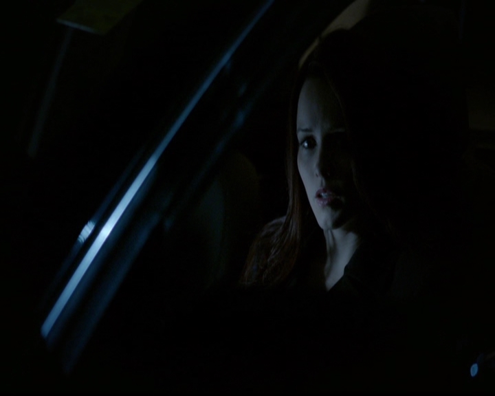 VampireDiariesWorld-dot-nl_TheOriginals_3x13HeartShapedBox2168.jpg