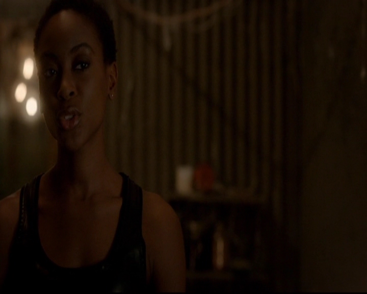 VampireDiariesWorld-dot-nl_TheOriginals_3x14AStreetcarNamedDesire0008.jpg