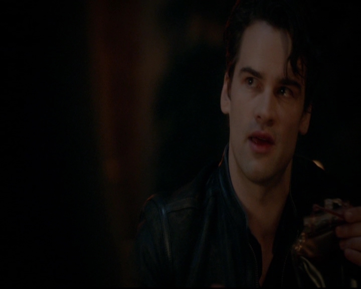 VampireDiariesWorld-dot-nl_TheOriginals_3x14AStreetcarNamedDesire0796.jpg