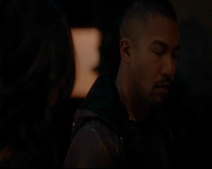 VampireDiariesWorld-dot-nl_TheOriginals_3x14AStreetcarNamedDesire0803.jpg