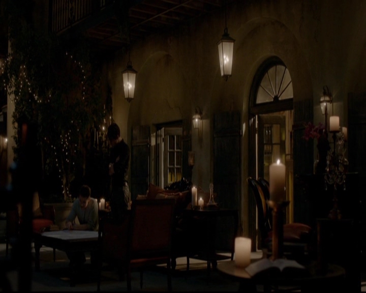 VampireDiariesWorld-dot-nl_TheOriginals_3x14AStreetcarNamedDesire0918.jpg